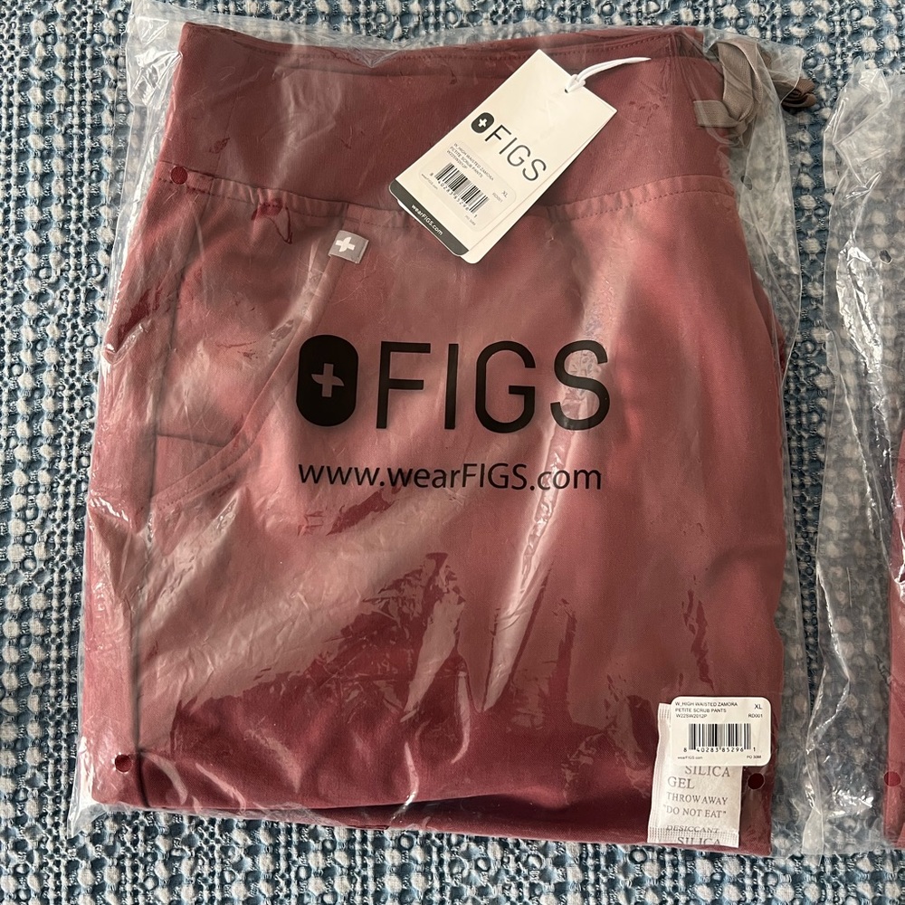 Figs Dark Cherry Scrub Bottoms
